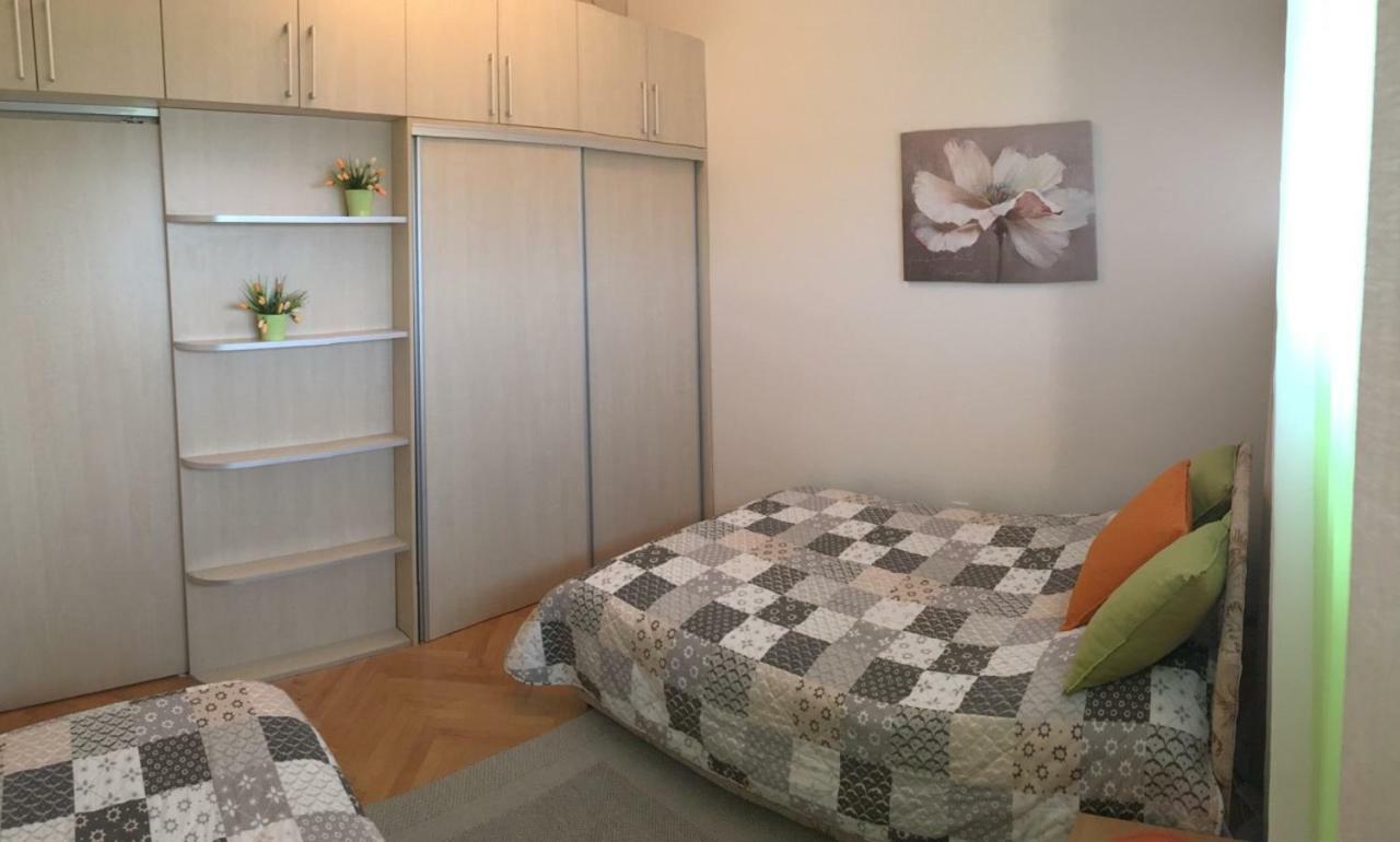 Apartments In Bar City Center 외부 사진